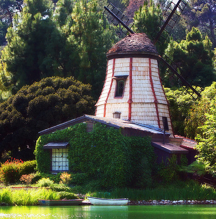 Malibu's Dutch Windmill II
